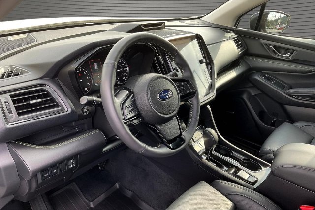 Used 2025 White Subaru Onyx Edition Touring image 19