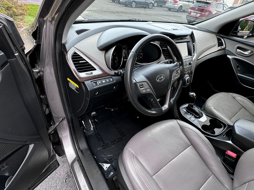 Used 2017 Gray Hyundai 2.4 Base image 19