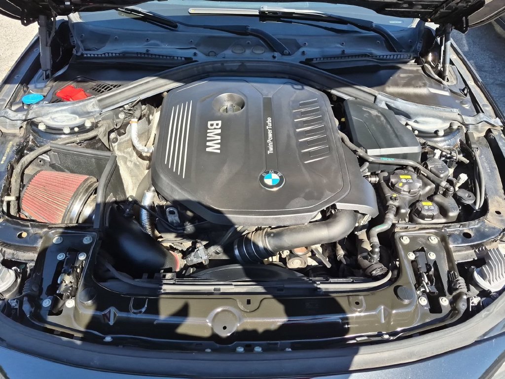 Used 2019 Black BMW 440i xDrive image 24