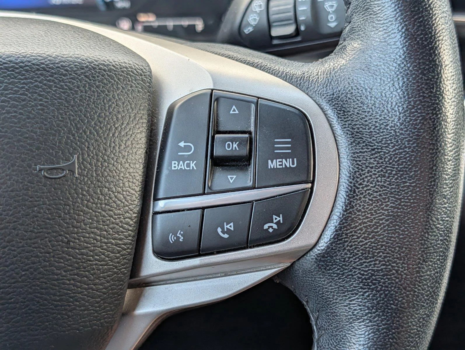 Used 2022 Agate Black Ford XLT image 25