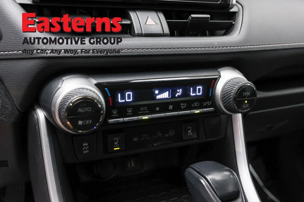 Used 2024 White Toyota XLE image 18