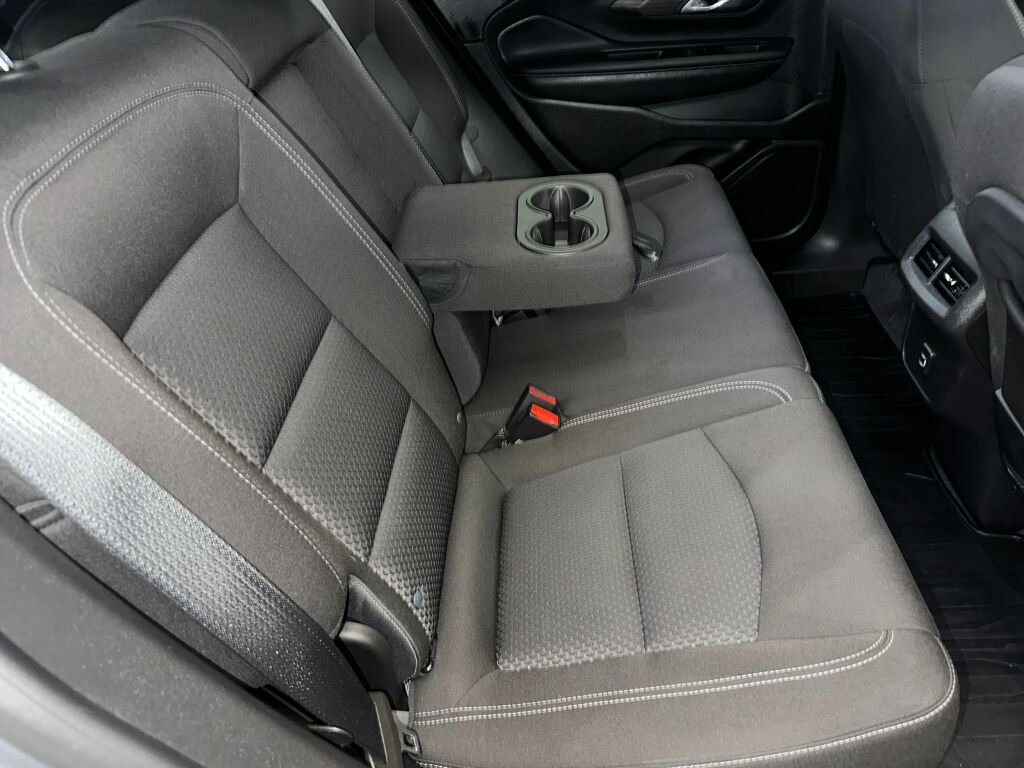 2023 GMC Terrain SLE - Photo 28