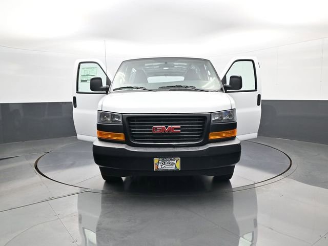 2026 GMC Savana Cargo Work Van - Photo 32