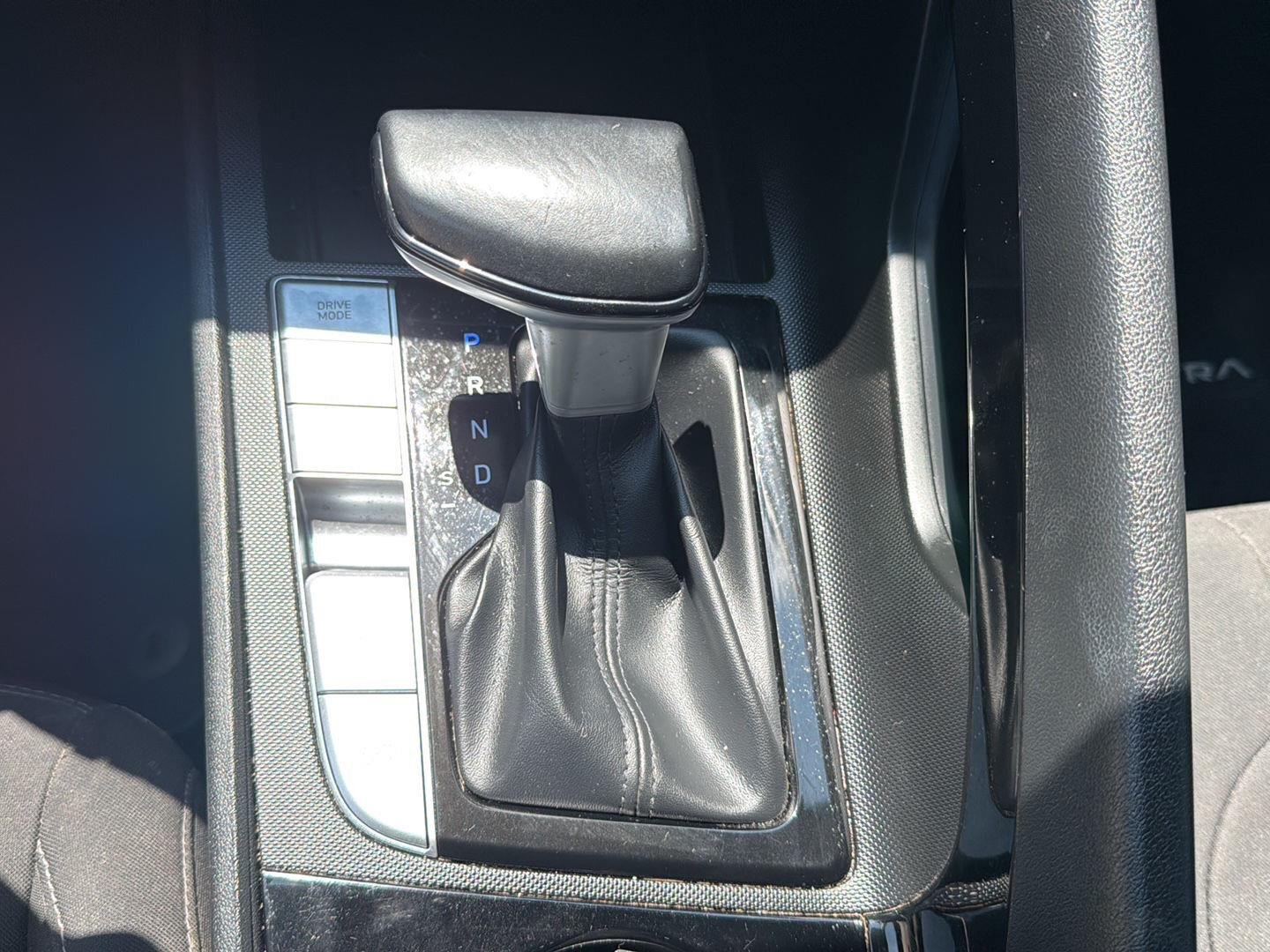 Used 2021 Electric Shadow Hyundai SEL image 23