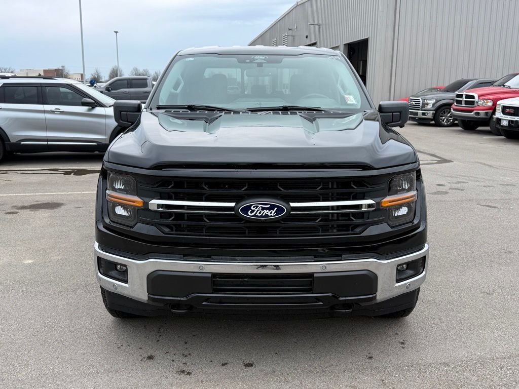 New 2026 Agate Black Metallic Ford XLT image 40