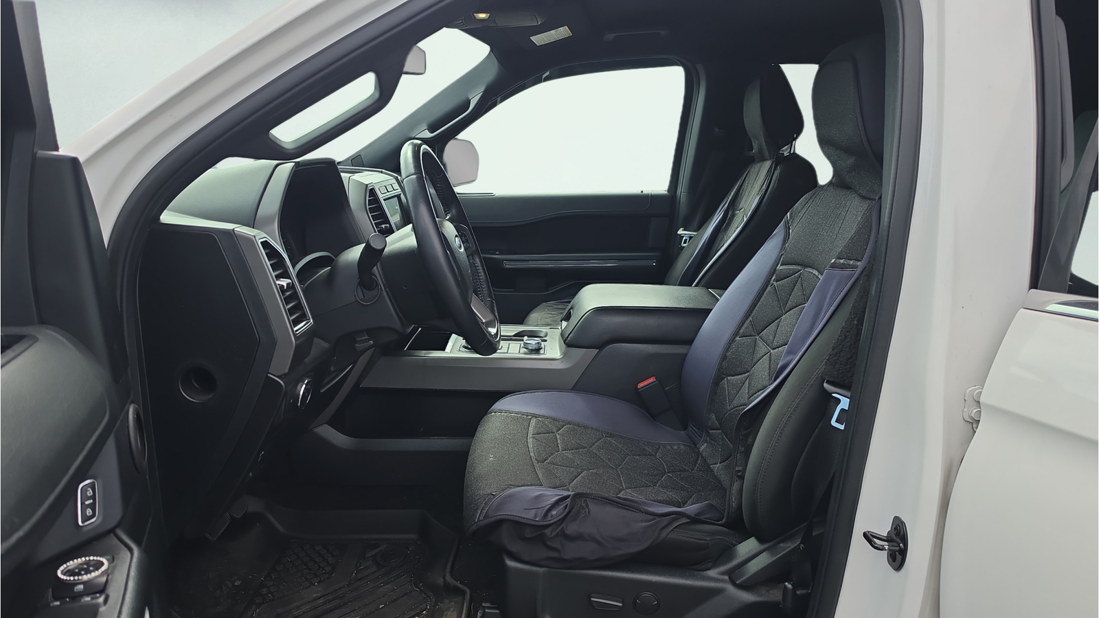 Used 2021 White Metallic Ford XLT image 17