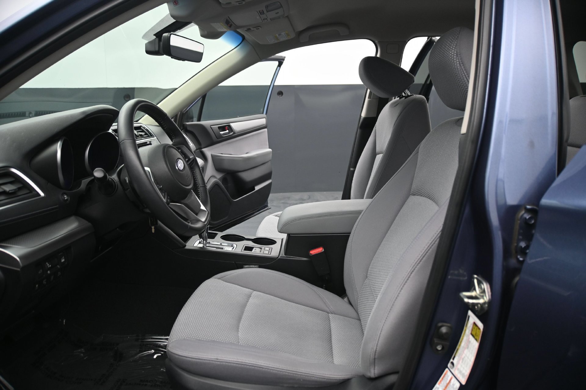 Used 2018 Twilight Blue Metallic Subaru 2.5i Premium image 24