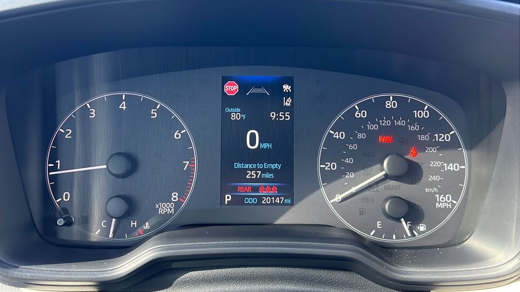 2025 Toyota Corolla LE - Photo 21