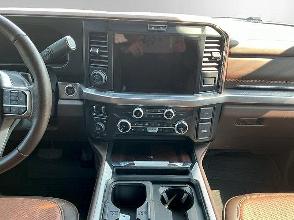 Certified Used 2025 Agate Black Ford King Ranch image 11