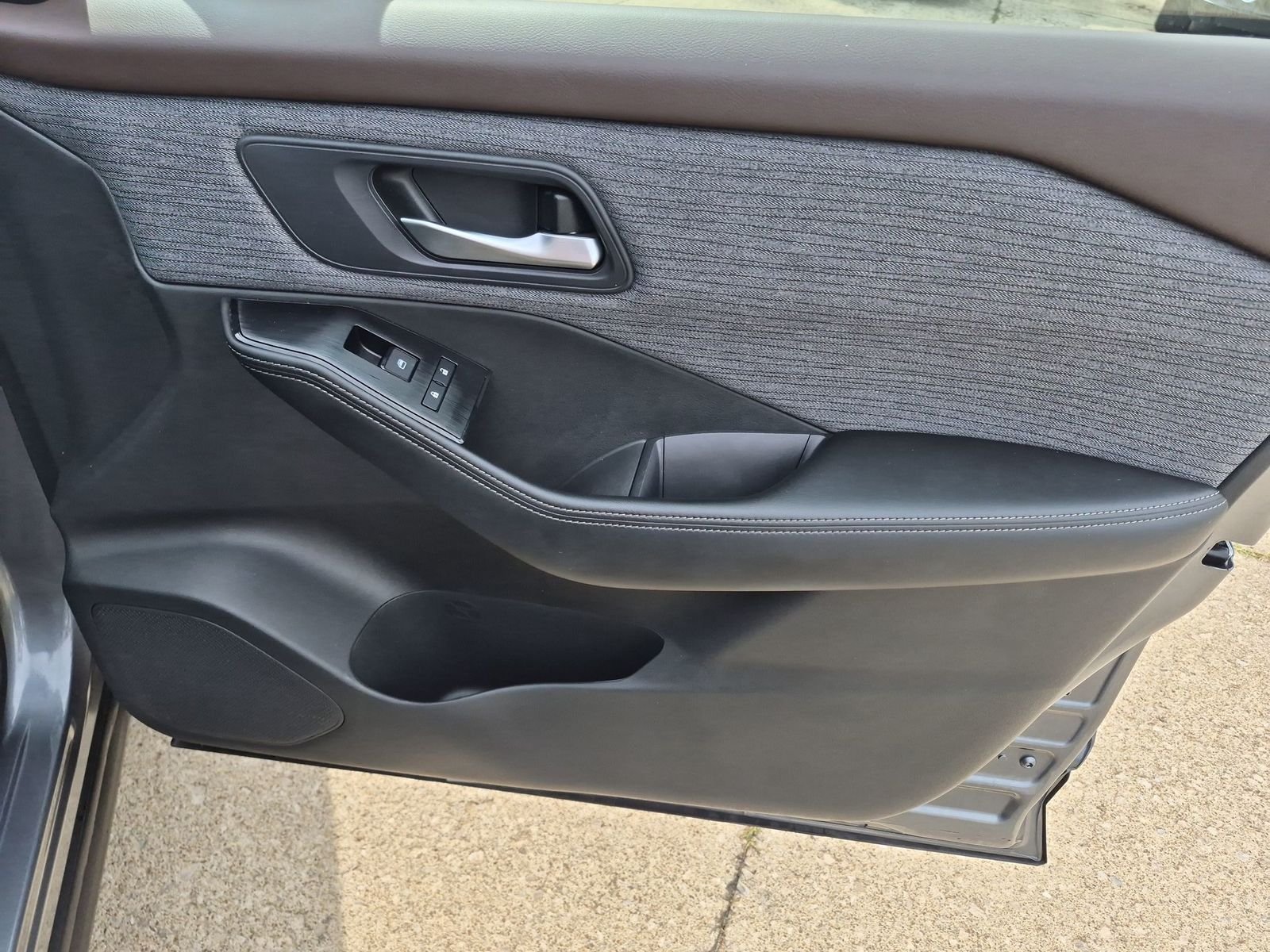 Certified Used 2023 Gun Metallic Nissan SV image 32