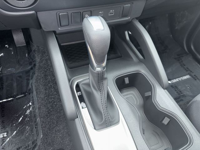 New 2026 Glacier White Nissan Crew Cab S image 19