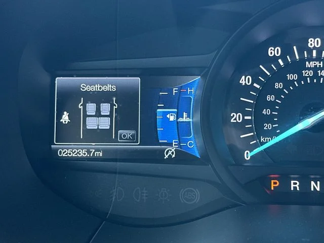 Used 2022 Gray Ford SEL image 16