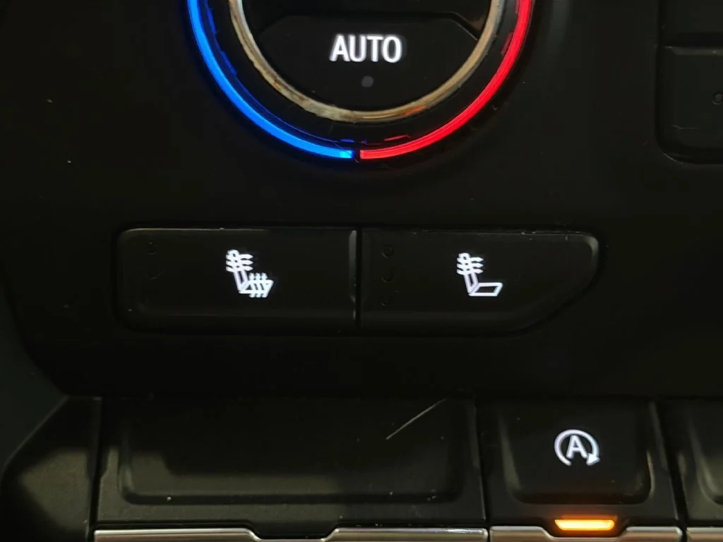 Used 2020 SATIN STEEL METALLIC Chevrolet LT image 23