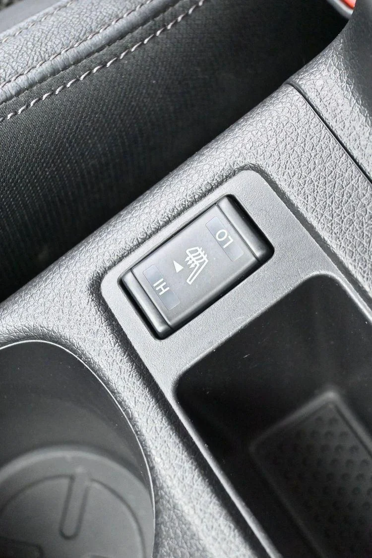 Used 2020 Magnetic Black Pearl Nissan SV image 21