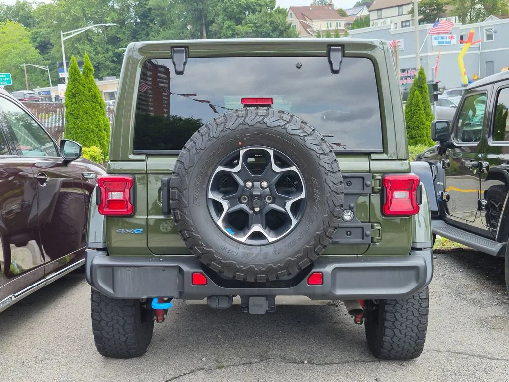Used 2023 Green Jeep Rubicon 4xe image 6