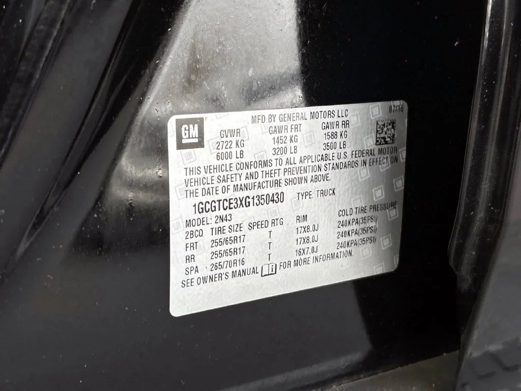 Used 2016 Black Chevrolet LT image 10