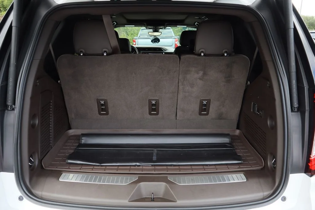 Used 2021 White GMC Denali image 30