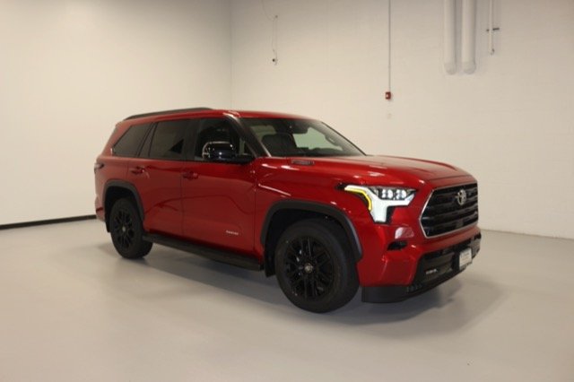 2026 Toyota Sequoia Limited 4WD i-FORCE MAX Hybrid's photo