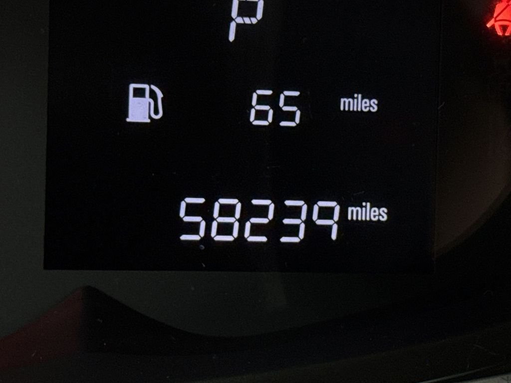 Used 2017 Summit White Chevrolet 1LT image 22