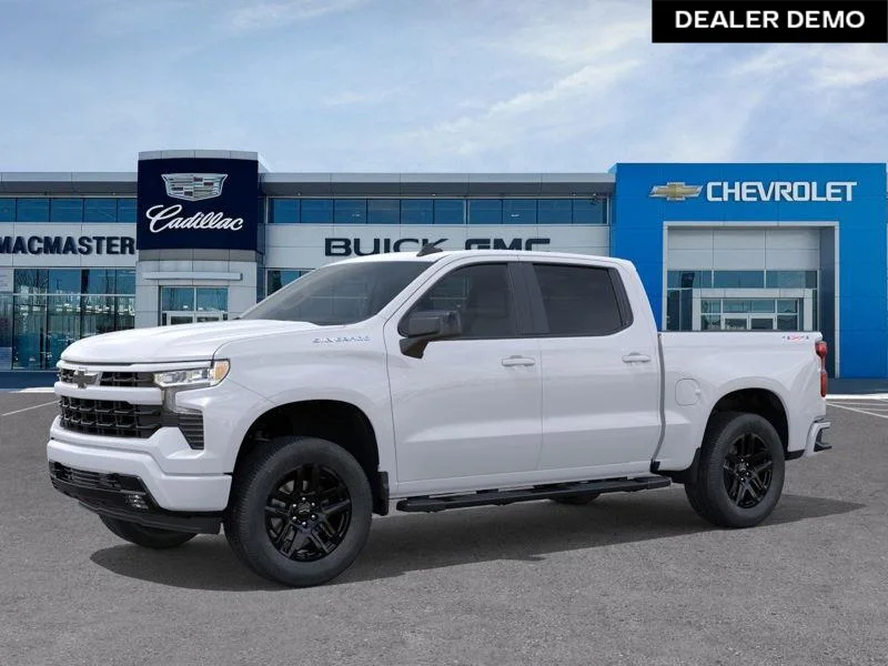 Used 2026  Chevrolet RST image 2