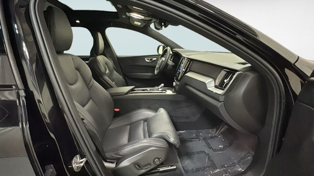 Used 2024 Black Volvo Ultimate image 8