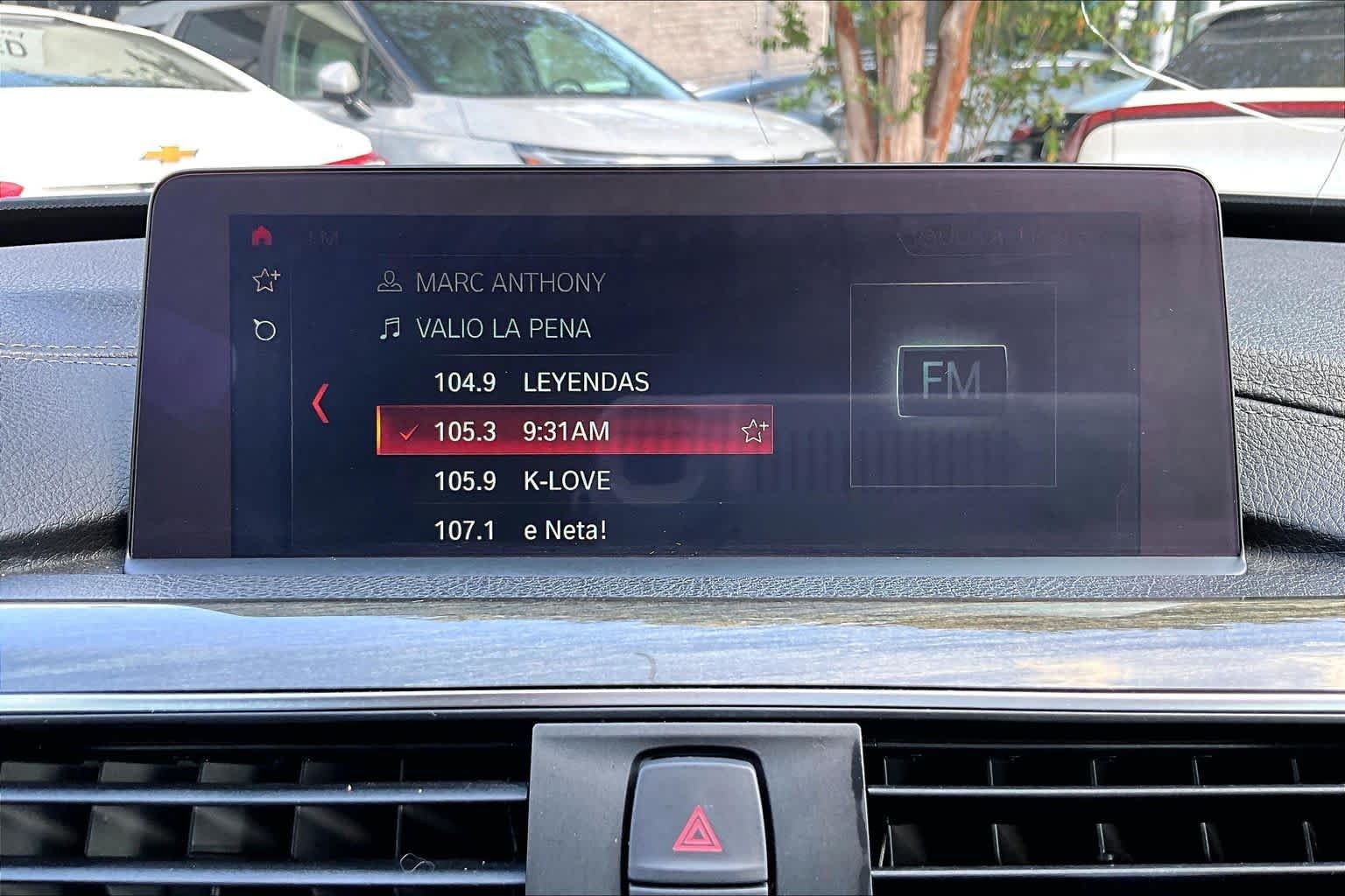 Used 2018 Black Sapphire Metallic BMW 330i xDrive image 31