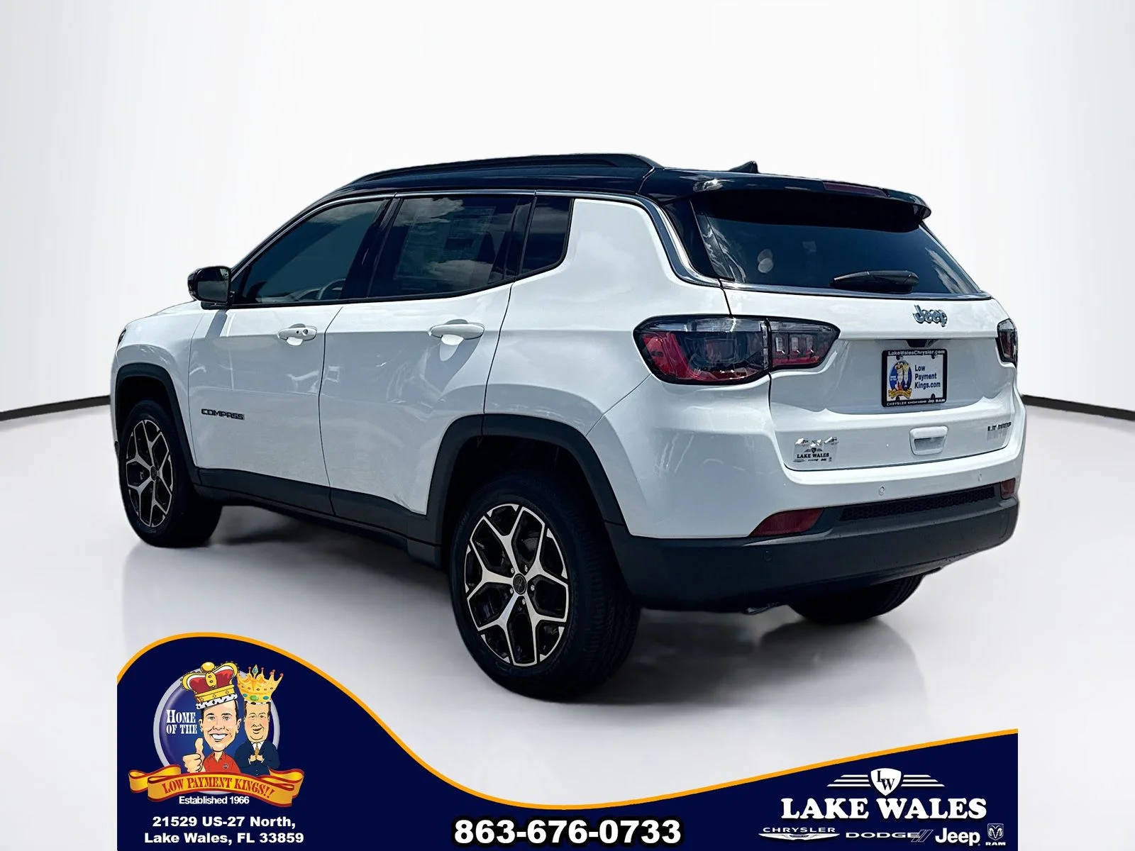 New 2026 Bright White Clear-Coat Exterior Paint Jeep Limited image 4