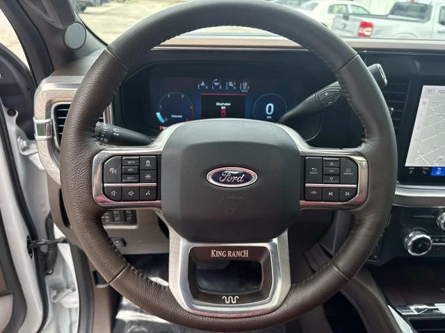 Used 2025 Bronze Ford King Ranch image 46