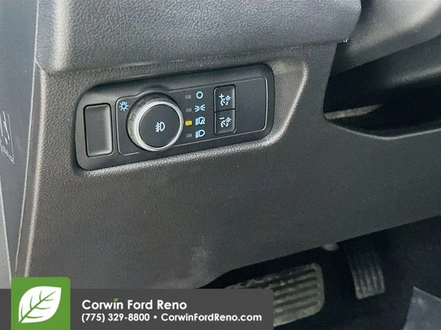 New 2026 Carbonized Gray Metallic Ford XLT image 11