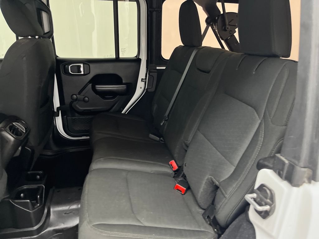 Used 2018 White Jeep Unlimited Sport image 13