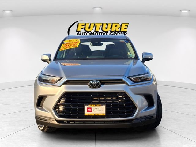 Used 2025 Silver Toyota XLE image 2