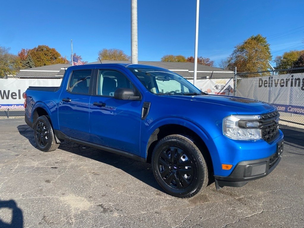 2022 Ford Maverick XL