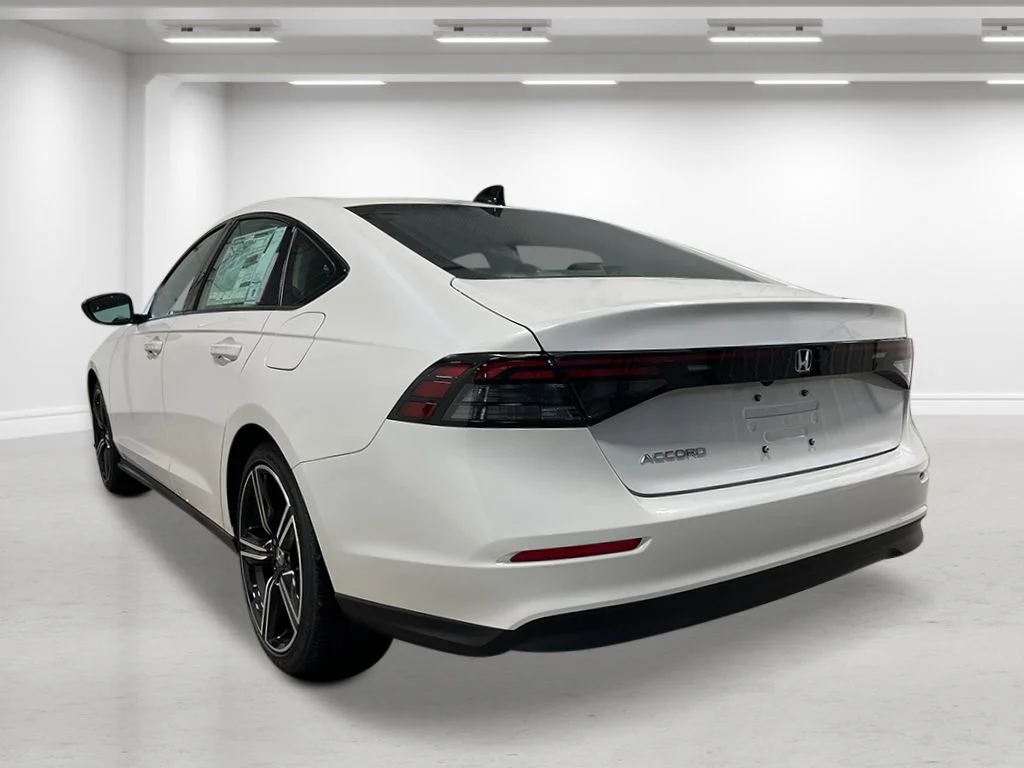 New 2026 Platinum White Pearl Honda SE image 3