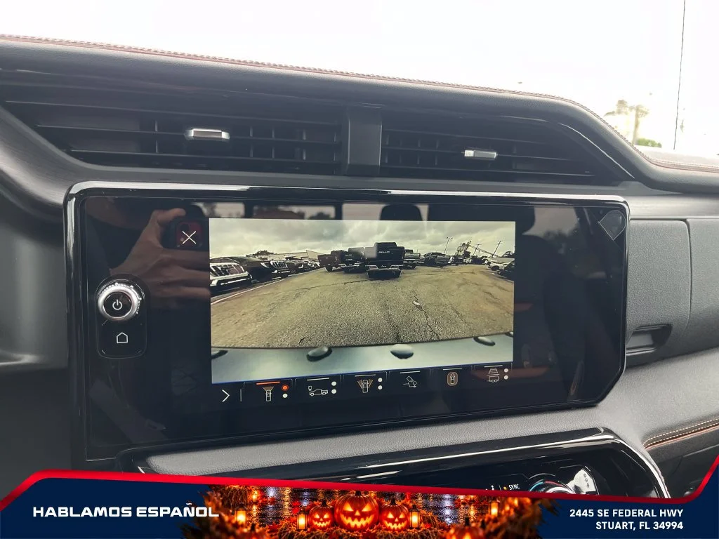 New 2026 Sterling Metallic GMC AT4 image 32