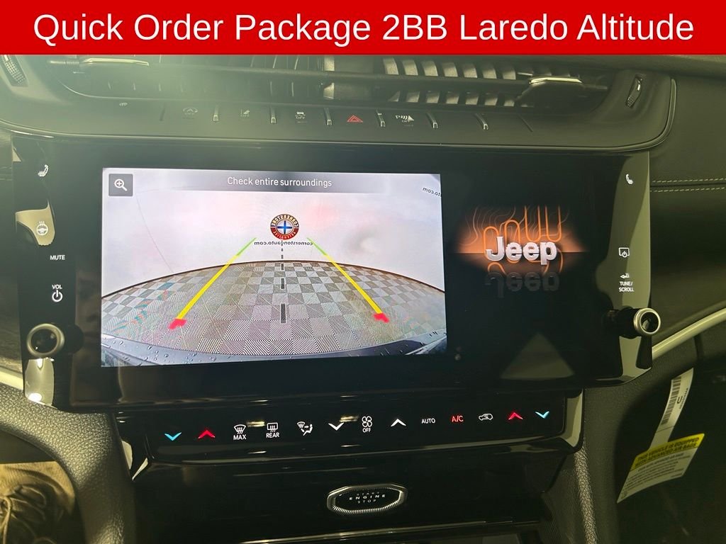 New 2026 Baltic Gray Metallic Clearcoat Jeep Altitude image 4
