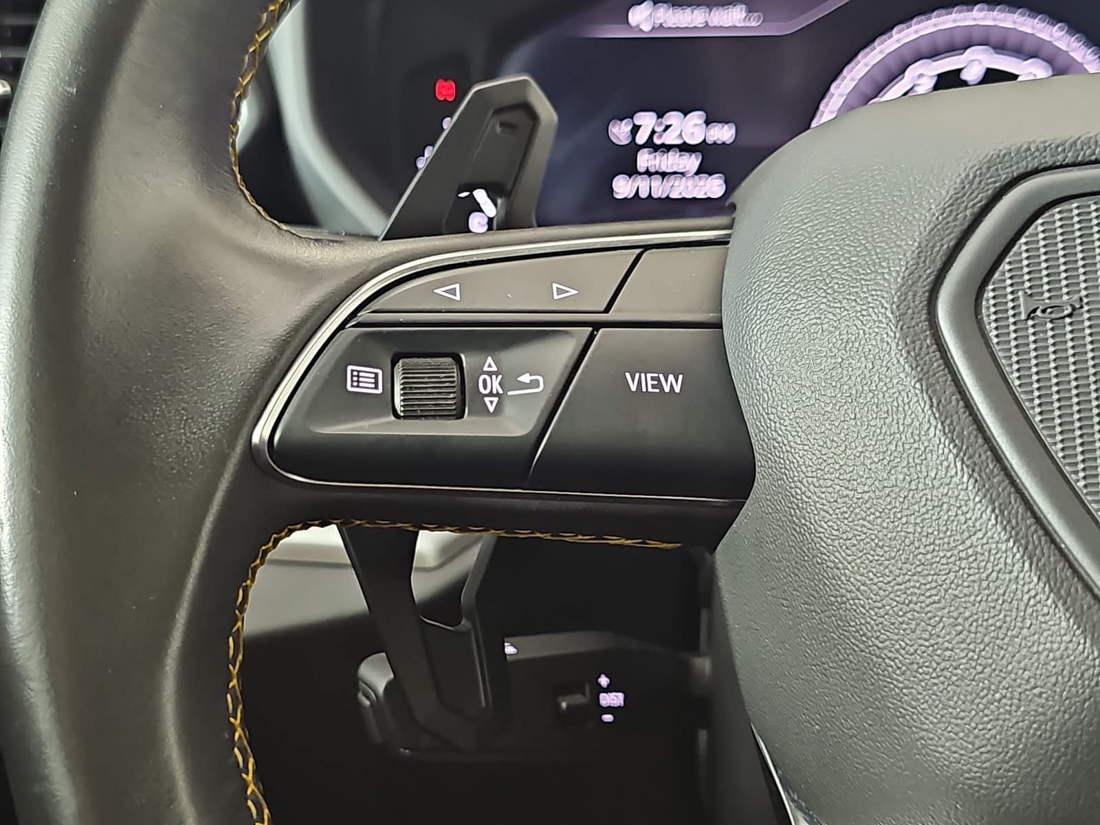 Used 2020  Lamborghini Base image 15