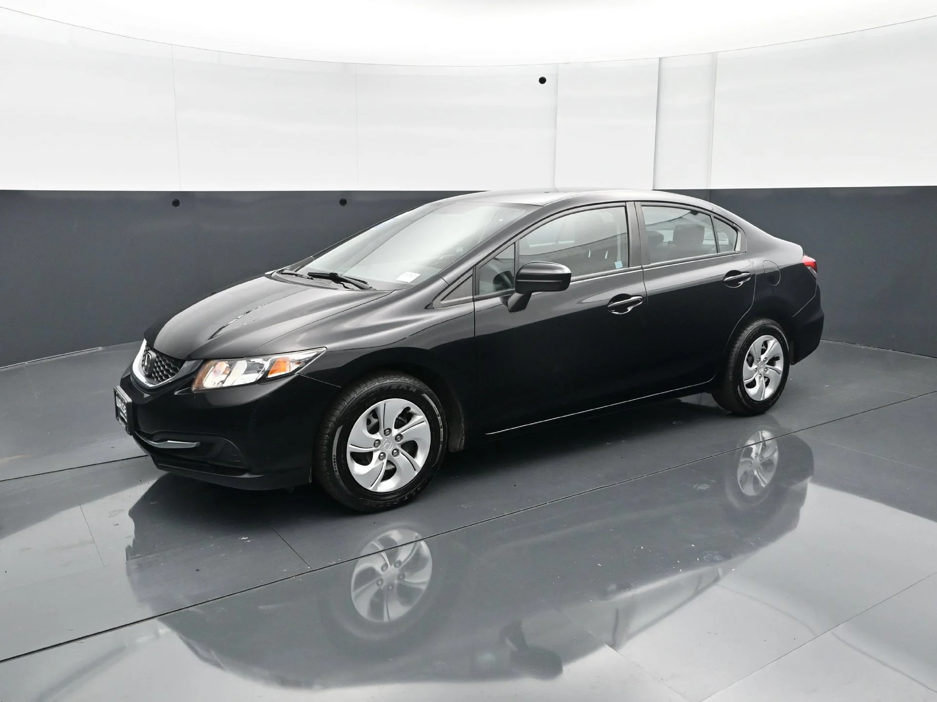 Used 2014 Honda Civic LX with VIN 19XFB2E5XEE071046 for sale in Minneapolis, Minnesota