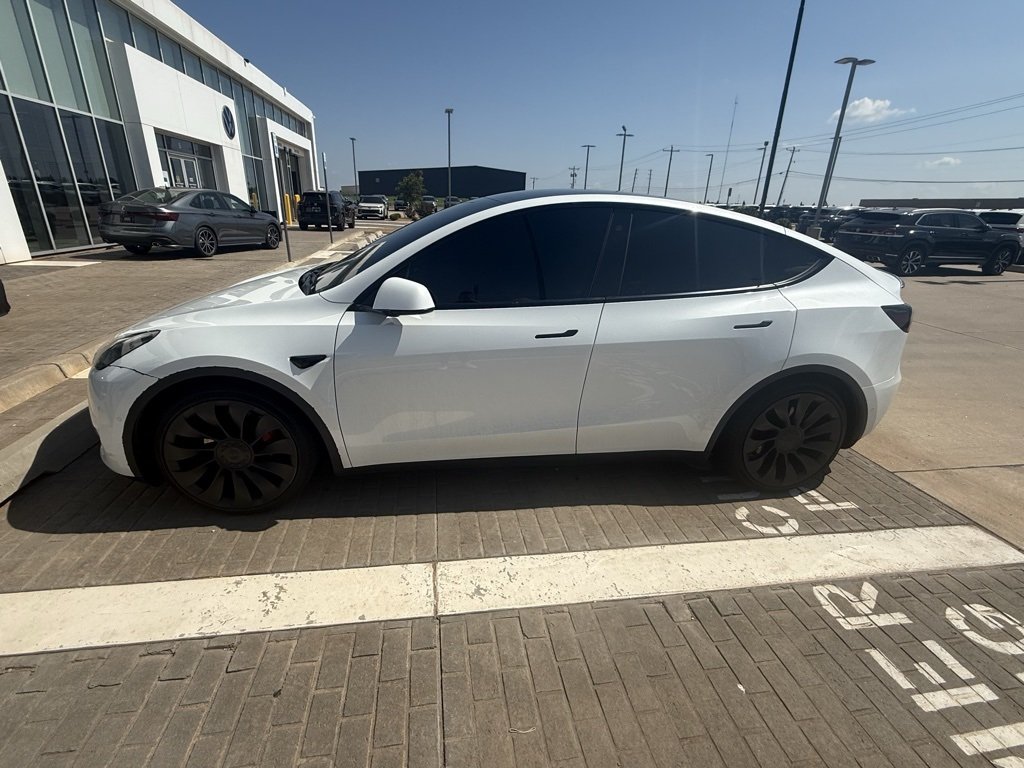 Used 2022 Tesla Model Y Performance with VIN 7SAYGDEF8NF342018 for sale in Oklahoma City, OK