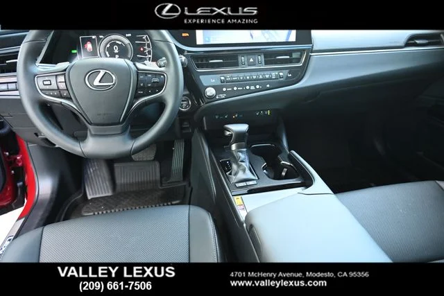 Certified Used 2024 MATADOR RED MICA Lexus 300h image 18