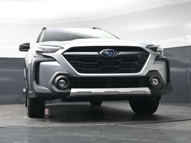 Used 2024 Ice Silver Metallic Subaru Limited image 42