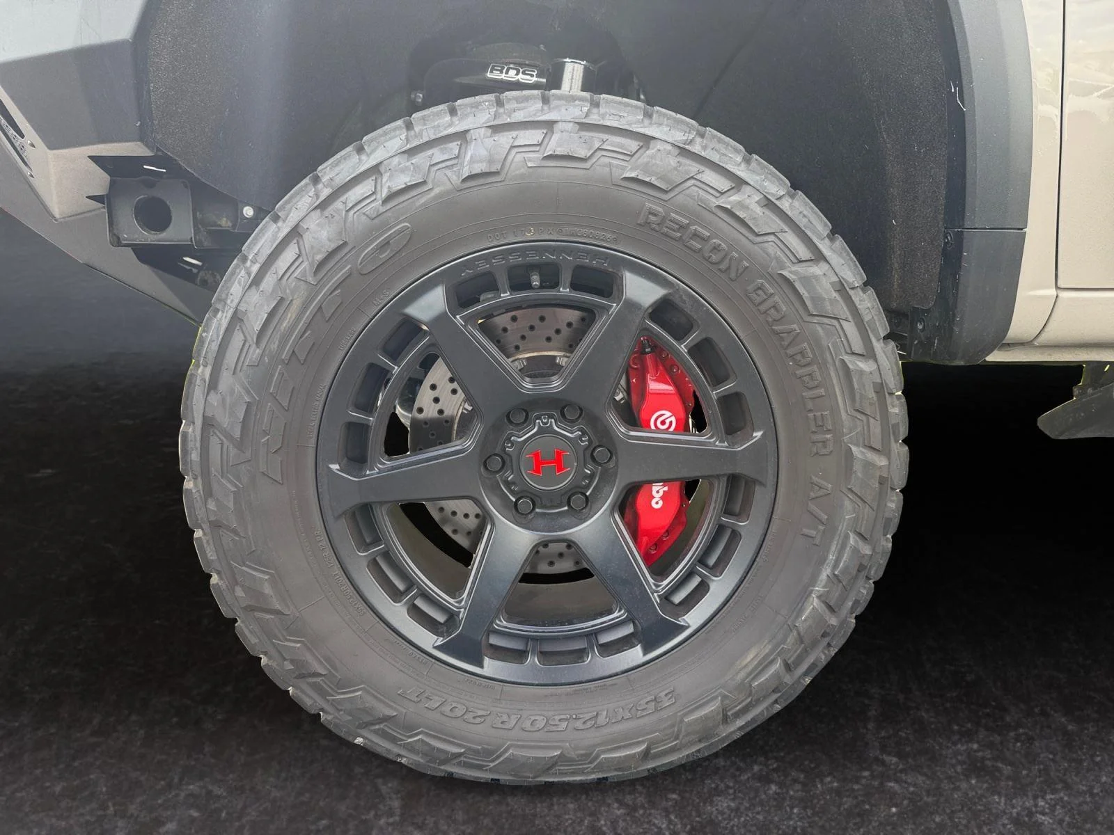 New 2026 White Sands Chevrolet ZR2 Hennessey Goliath 700 image 28