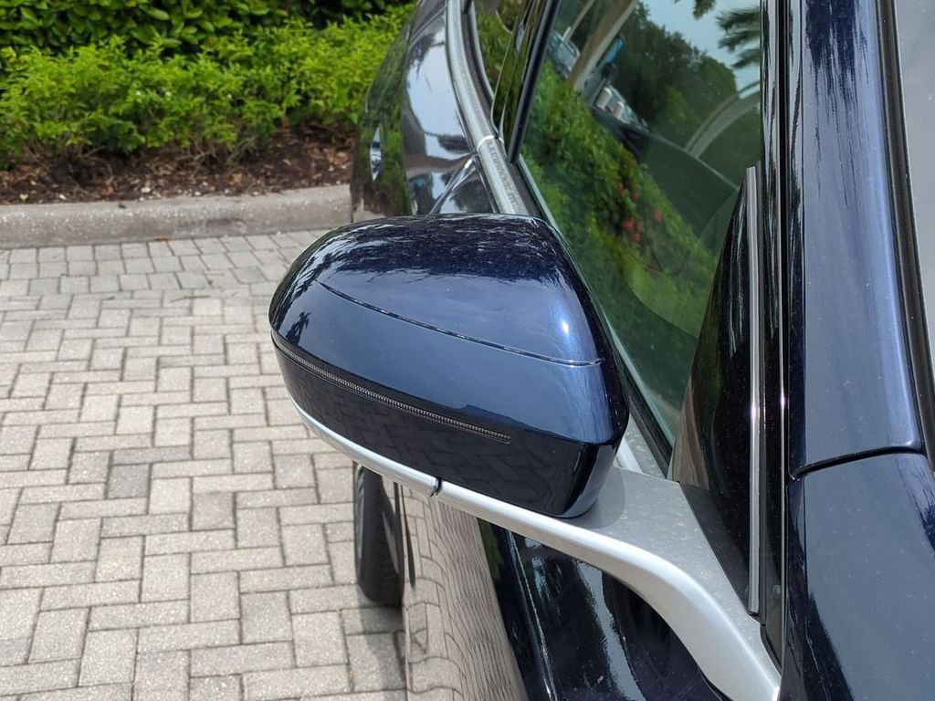 New 2026 Tanzanite Blue II Metallic BMW 30 xDrive image 12
