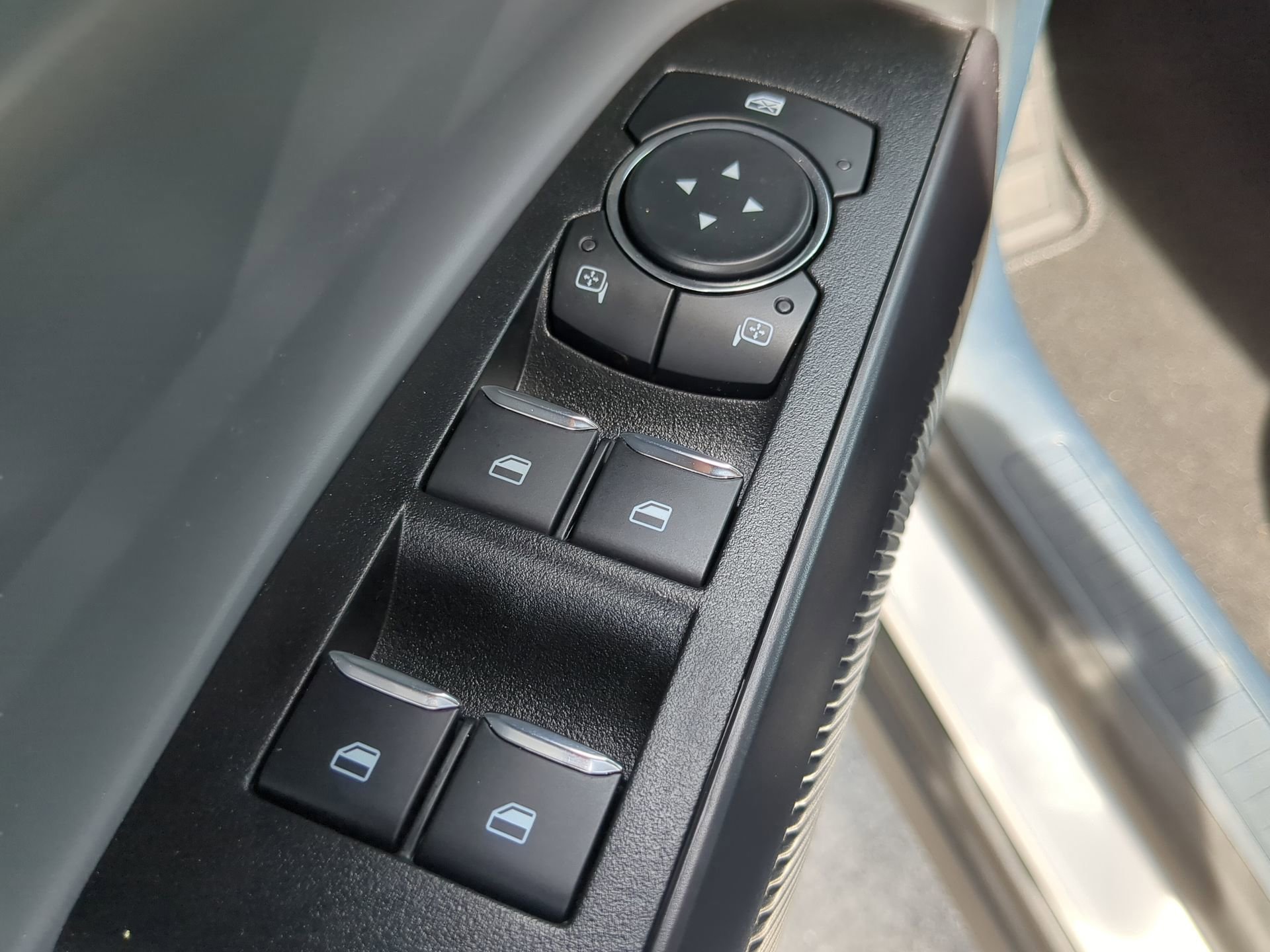 2026 Ford Maverick XL - Photo 52