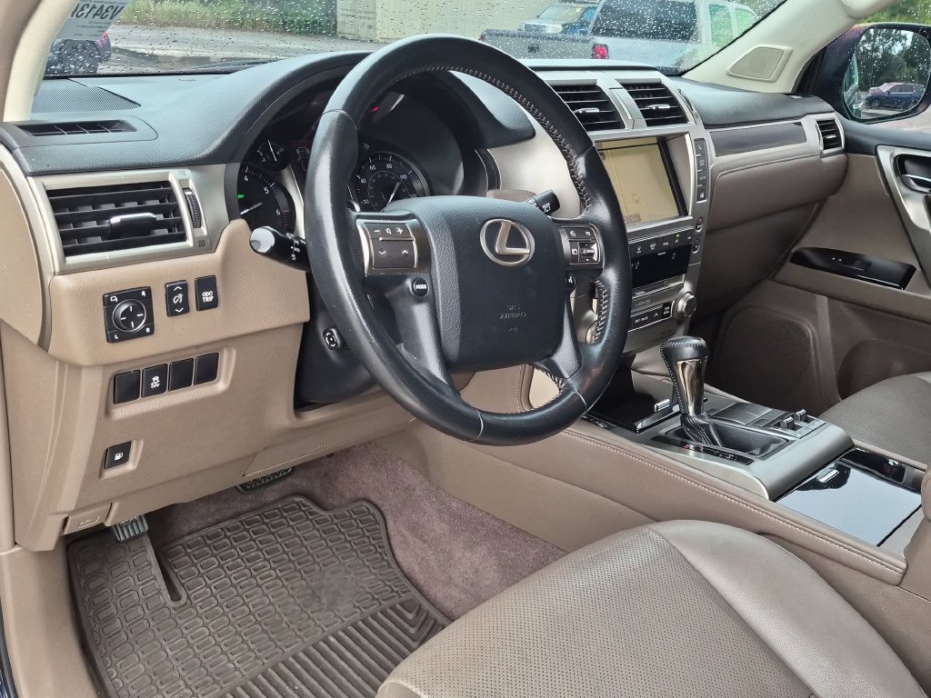 Used 2018 Mica Lexus 460 image 38