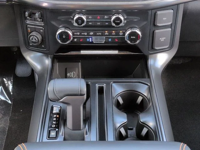 New 2026 Oxford White Ford Tremor® image 19
