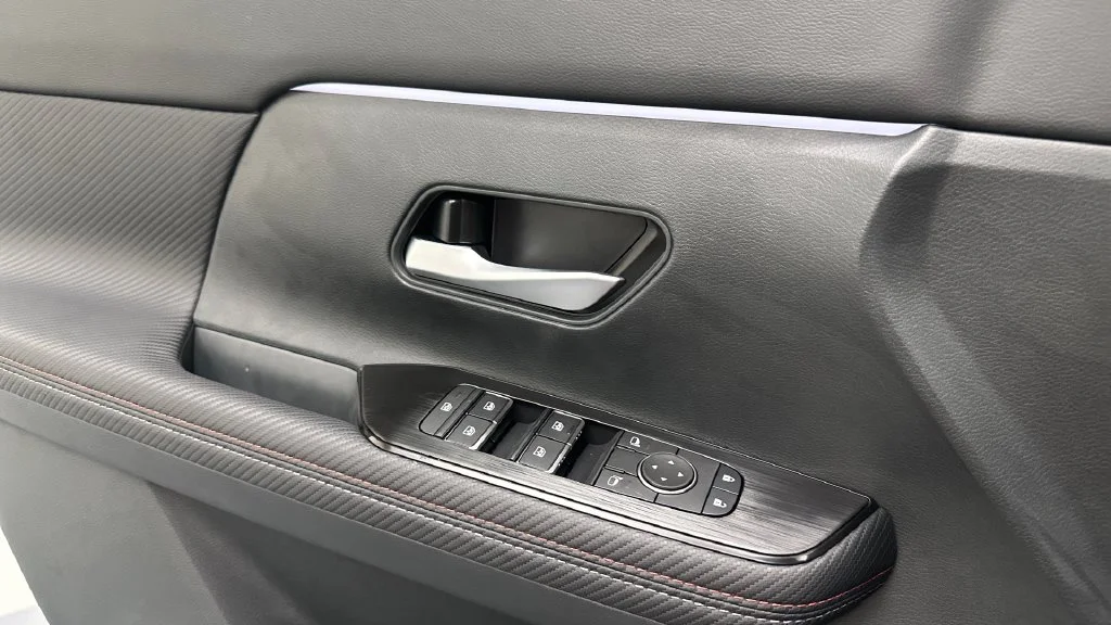 2026 Nissan KICKS SR AWD - Photo 19