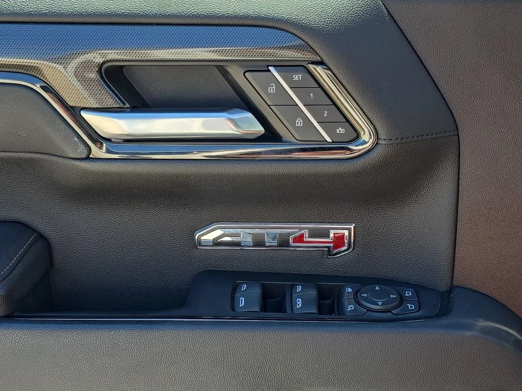 Used 2023 Summit White GMC AT4 image 24