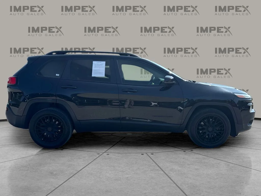 Used 2015 Black Jeep Limited image 6