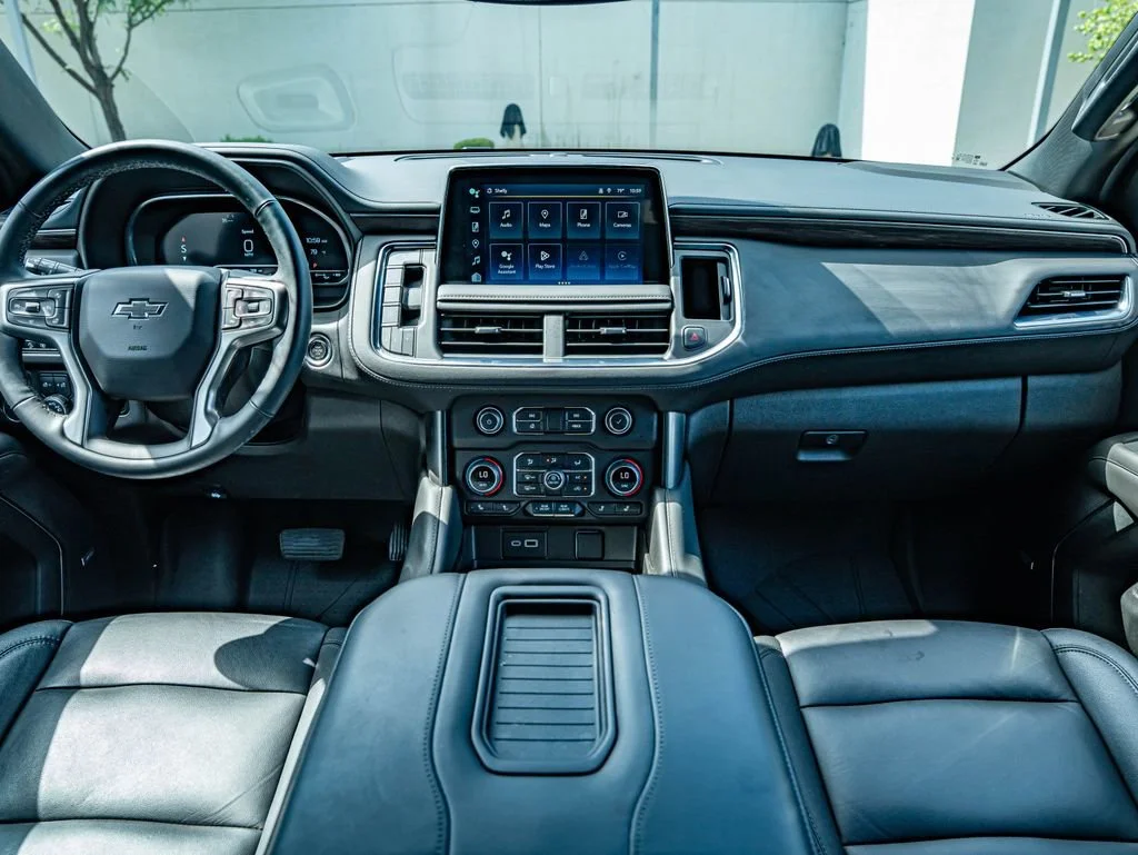 Used 2024 Black Chevrolet Z71 image 30