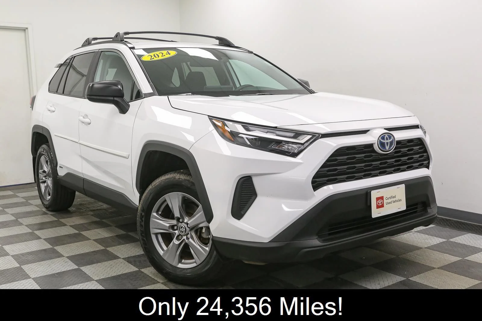 Certified Used 2024 Ice Cap Toyota Hybrid LE image 3